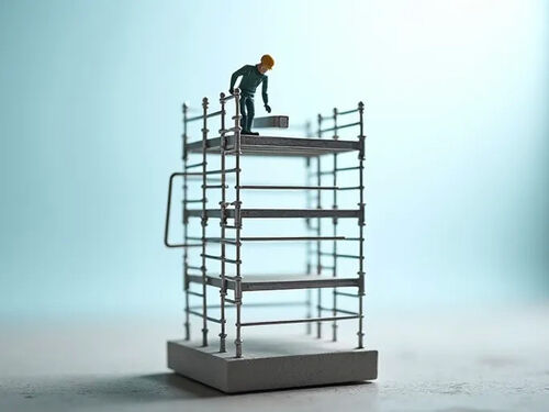 Latest company blog about Global Construction Industry Adopts Stricter Scaffolding Safety Standards